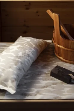 Lapuan Kankurit JÄKÄLÄ saunatyyny^ Laudeliinat & Saunatyynyt